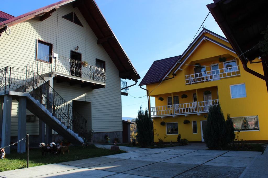 Hotel Garofita Pietrei Craiului Peştera Exterior foto